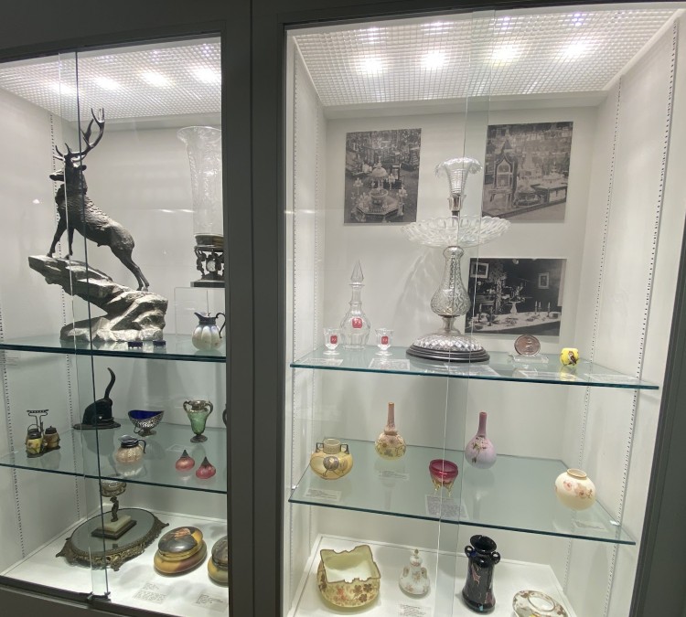 new-bedford-museum-of-glass-photo